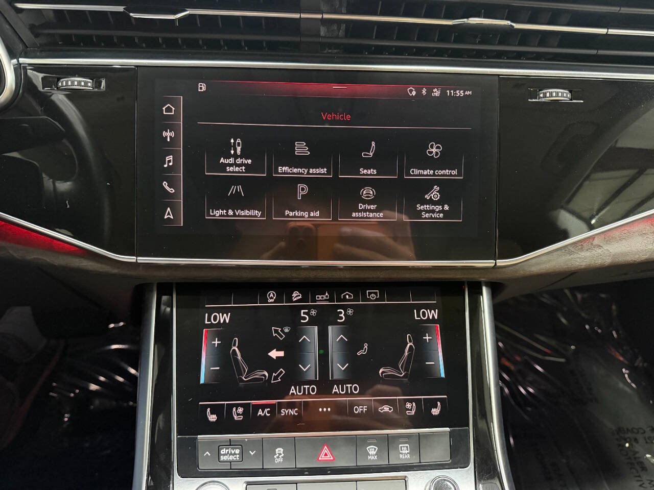 Used 2019 Audi Q8 Premium Plus w/ Premium Plus AWD/4WD image 27