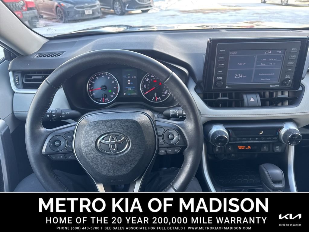 Used 2020 Toyota RAV4 XLE image 16