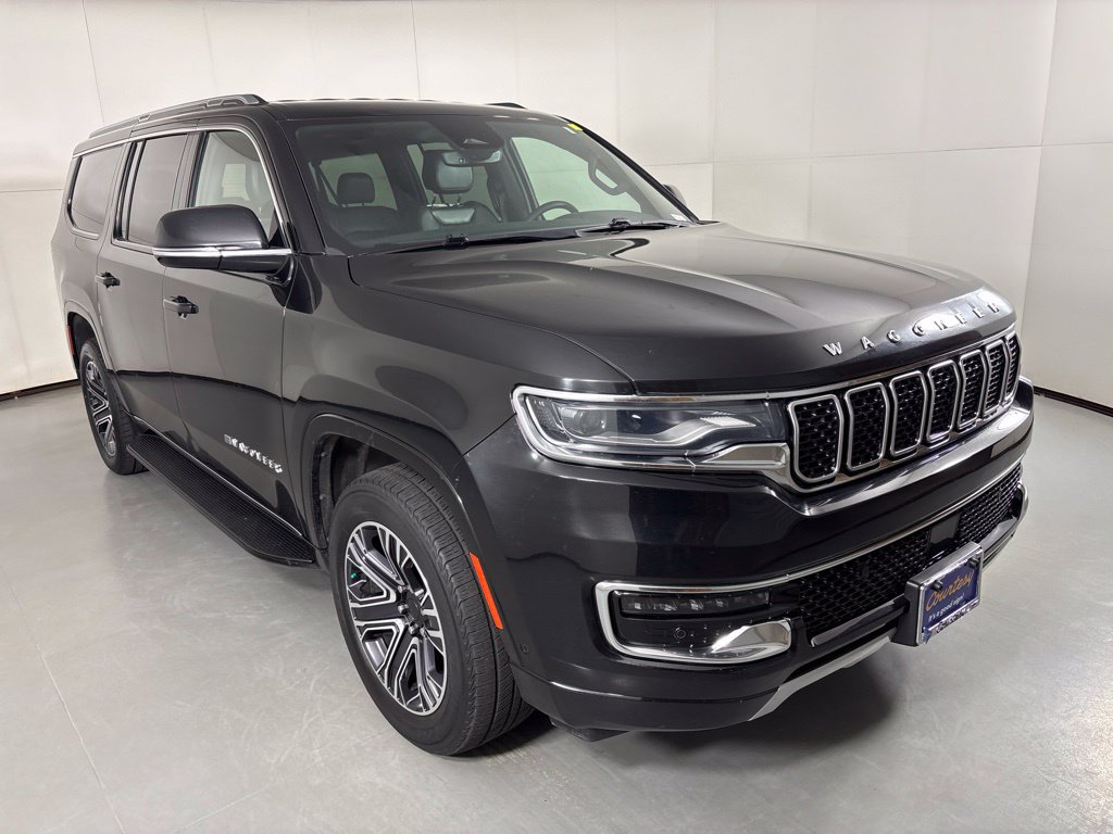 Used 2024 Jeep Wagoneer L Series II RWD image 2