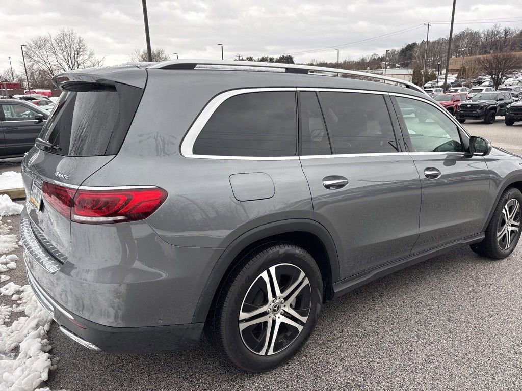 Used 2023 Mercedes-Benz GLS 450 4MATIC image 3