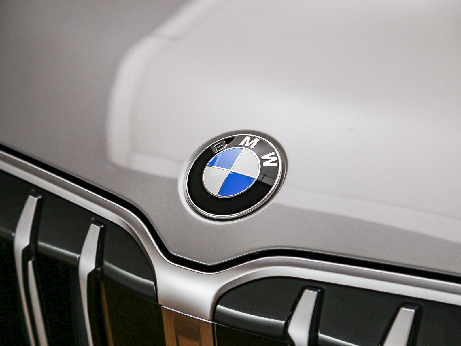 Used 2026 BMW X1 xDrive28i w/ Convenience Package AWD/4WD image 9