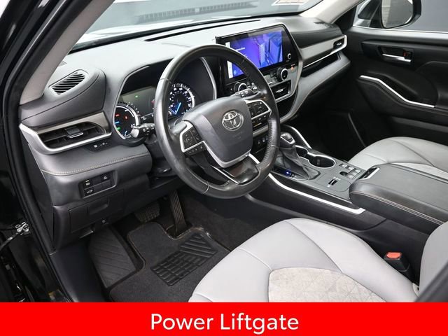 Used 2023 Toyota Highlander Bronze Edition image 12