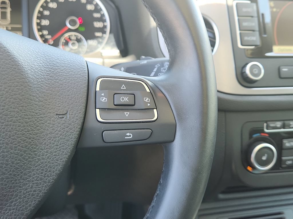 Used 2011 Volkswagen Tiguan S AWD/4WD image 24
