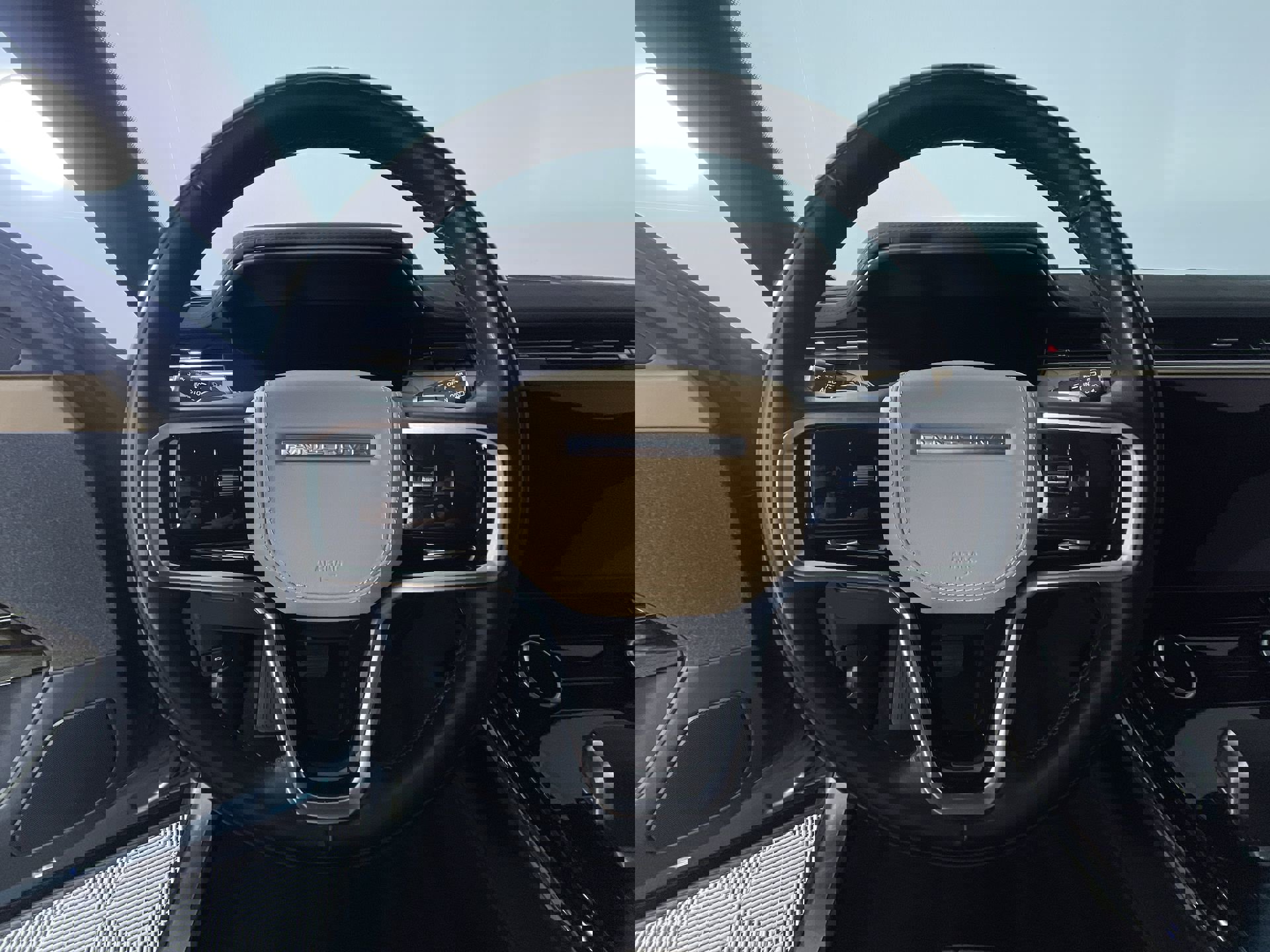 Used 2023 Land Rover Range Rover Sport SE image 16