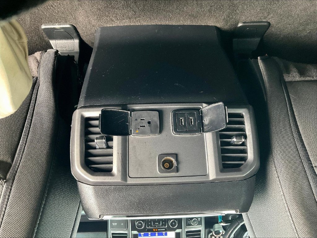 Used 2020 Ford F150 XLT w/ Equipment Group 302A Luxury AWD/4WD image 12