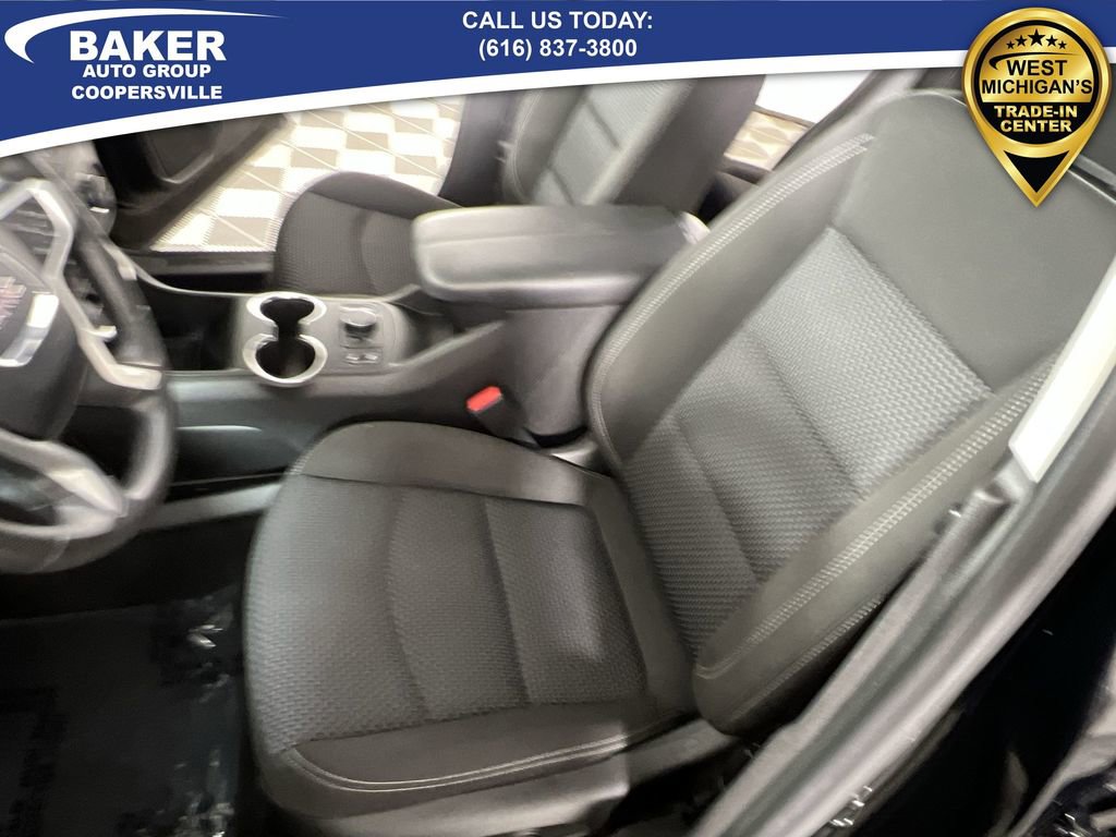 Used 2022 GMC Terrain SLE w/ Driver Convenience Package image 21