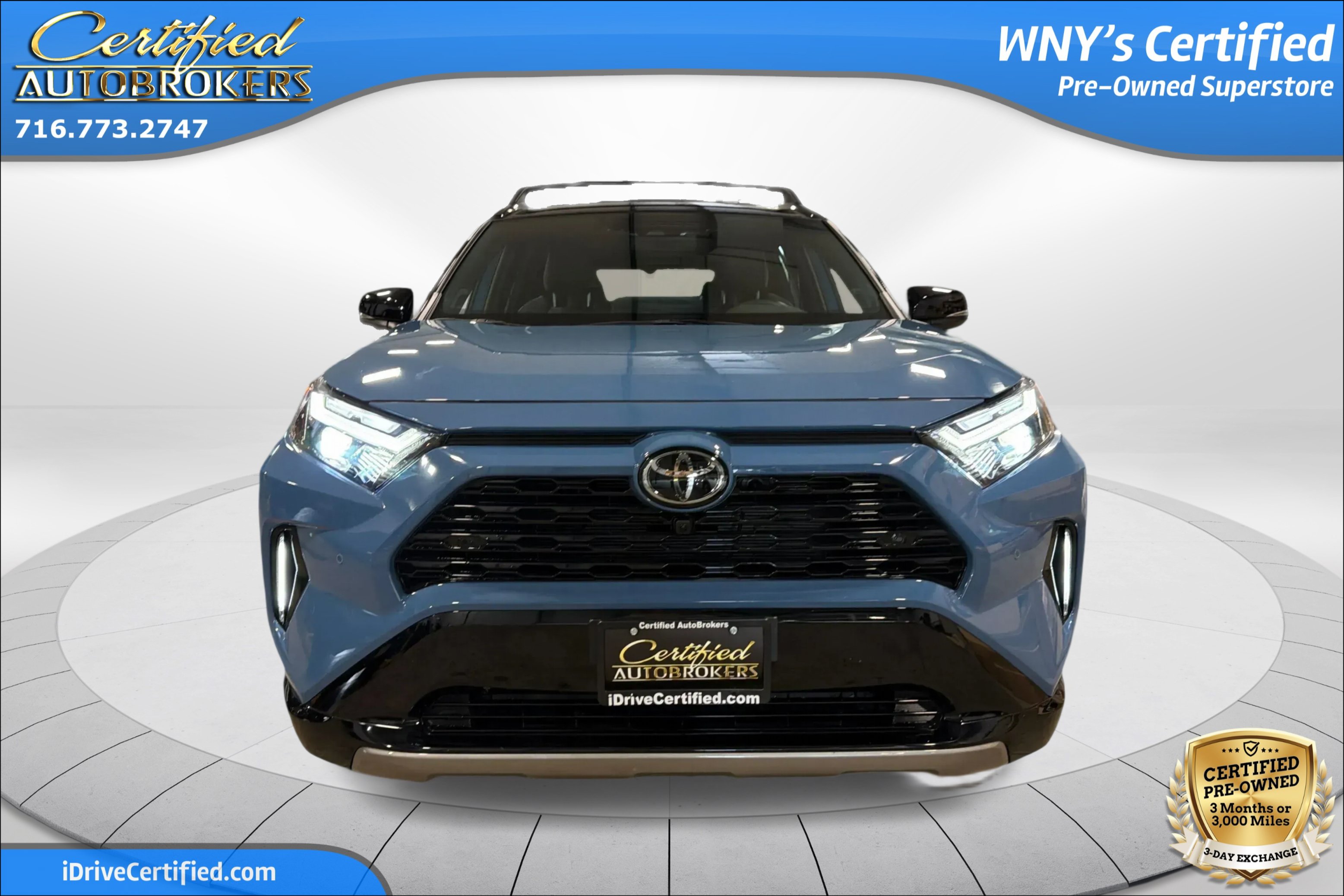 Used 2025 Toyota RAV4 XSE w/ Advanced Technology Package AWD/4WD image 2