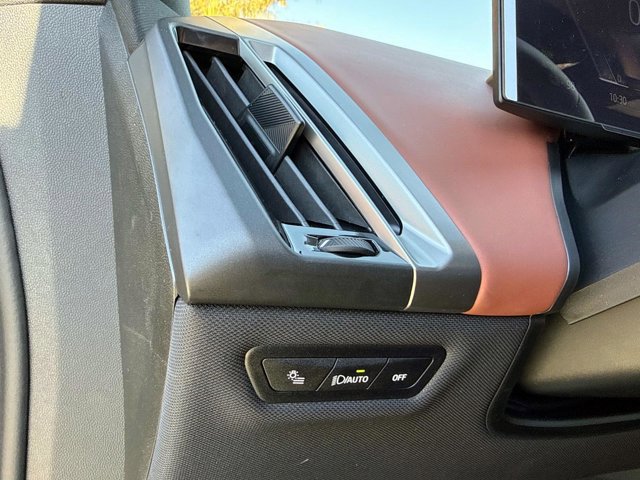 New 2026 BMW iX xDrive45 w/ M Sport Package image 37