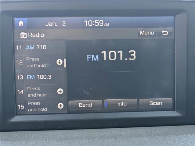 Used 2019 Hyundai Santa Fe SE image 13