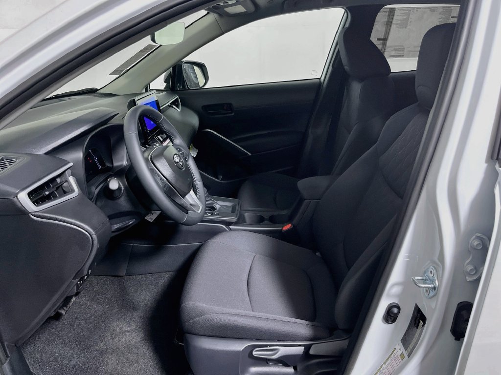 New 2026 Toyota Corolla Cross LE FWD image 14