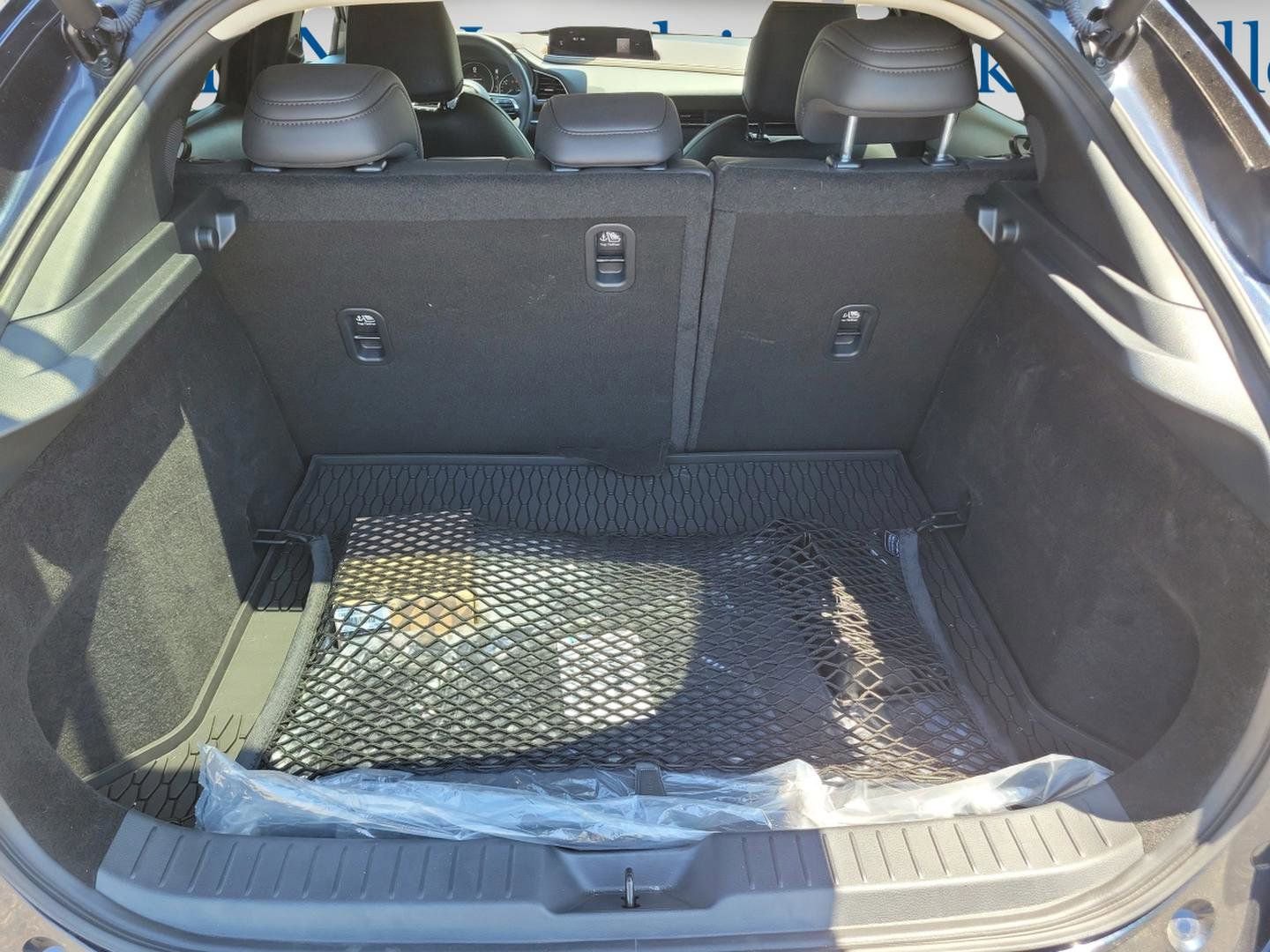 Used 2025 MAZDA CX-30 2.5 Turbo w/ Premium Package image 16