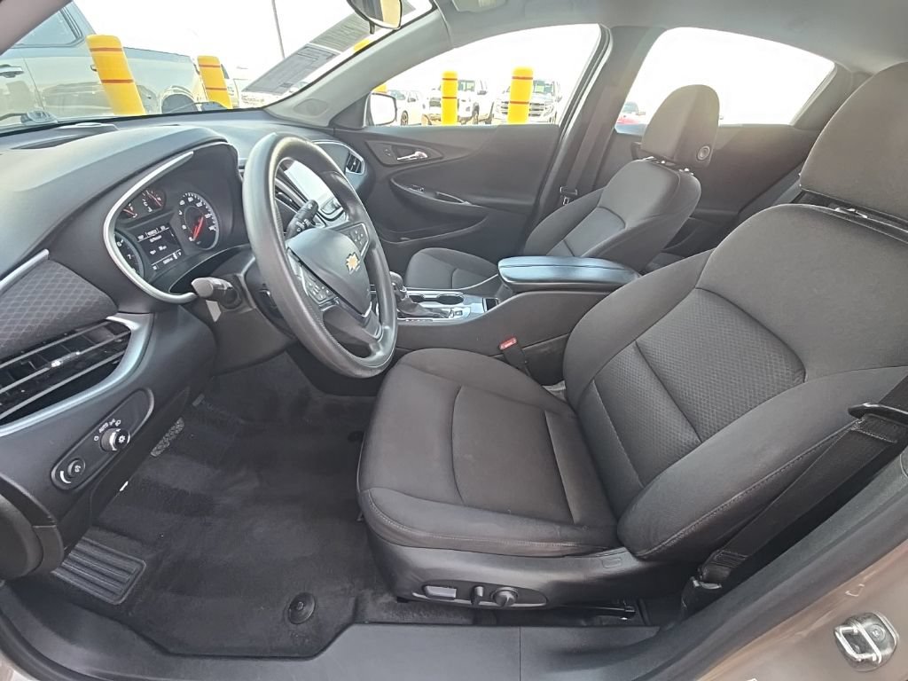 Used 2024 Chevrolet Malibu LT FWD image 26