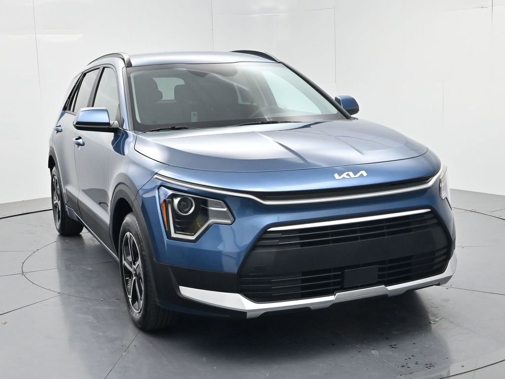 New 2026 Kia Niro EX FWD image 2