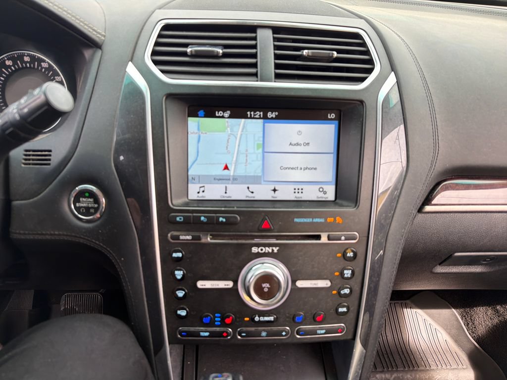 Used 2017 Ford Explorer Platinum AWD/4WD image 14