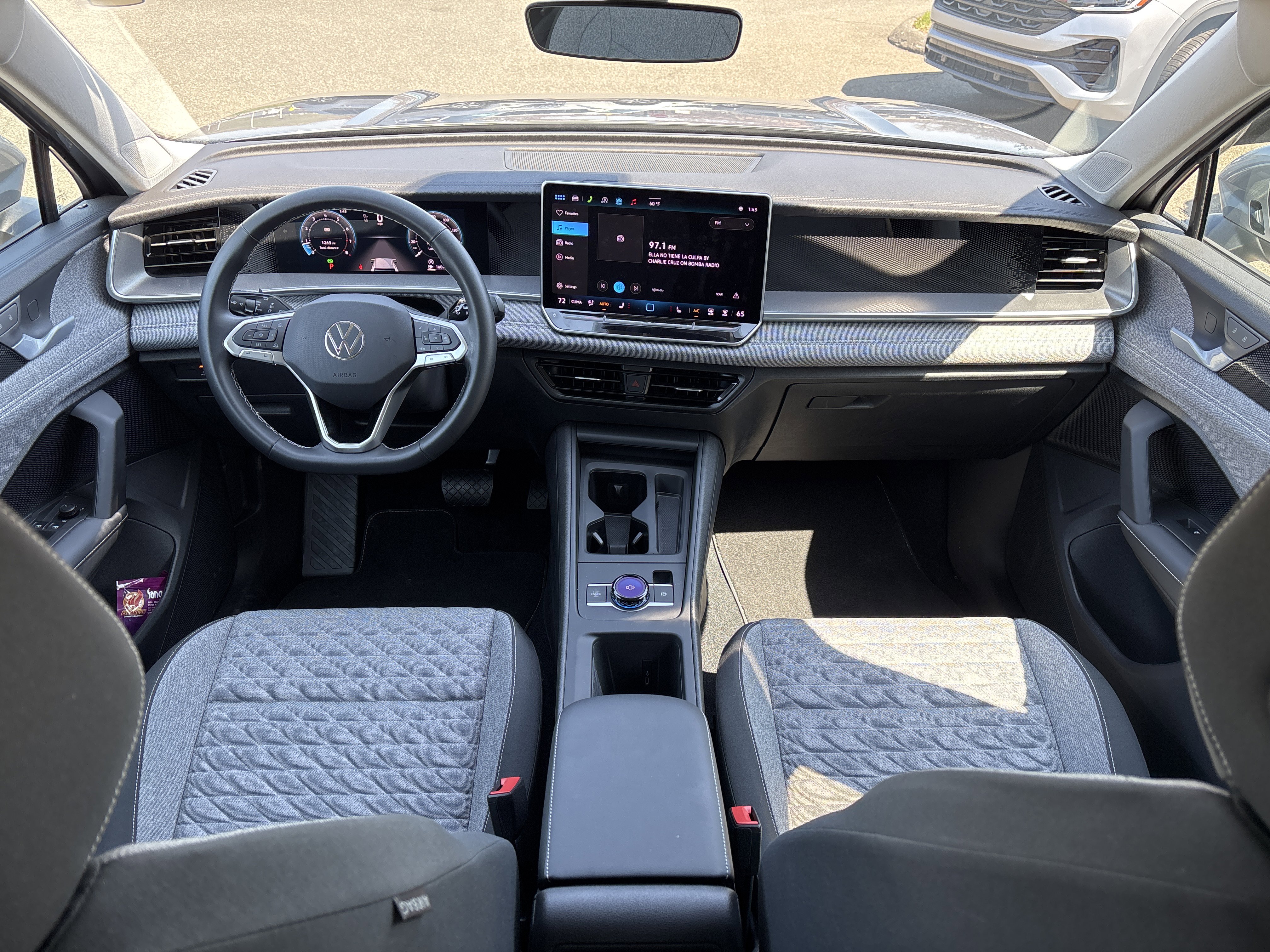 Used 2025 Volkswagen Tiguan S image 27