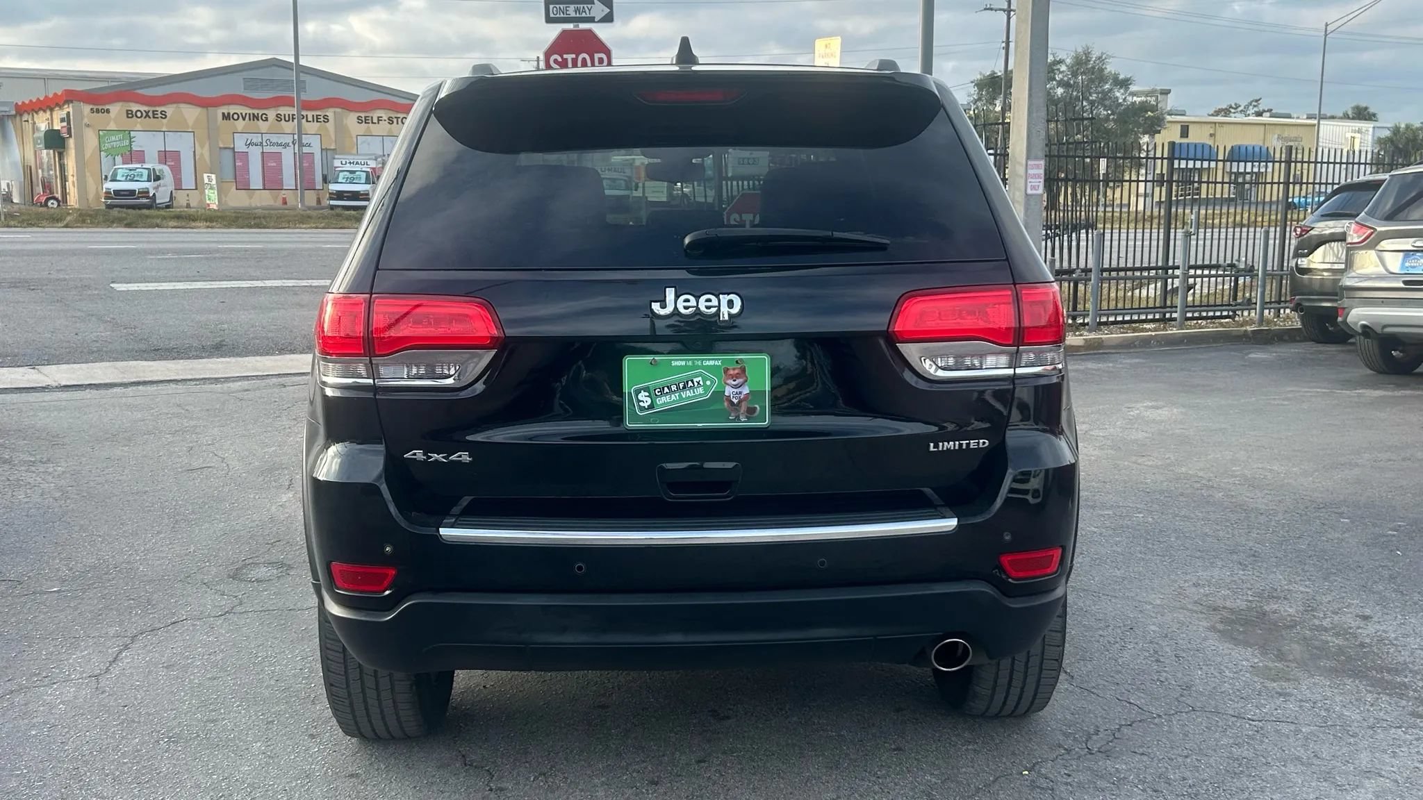 Used 2017 Jeep Grand Cherokee Limited AWD/4WD image 5