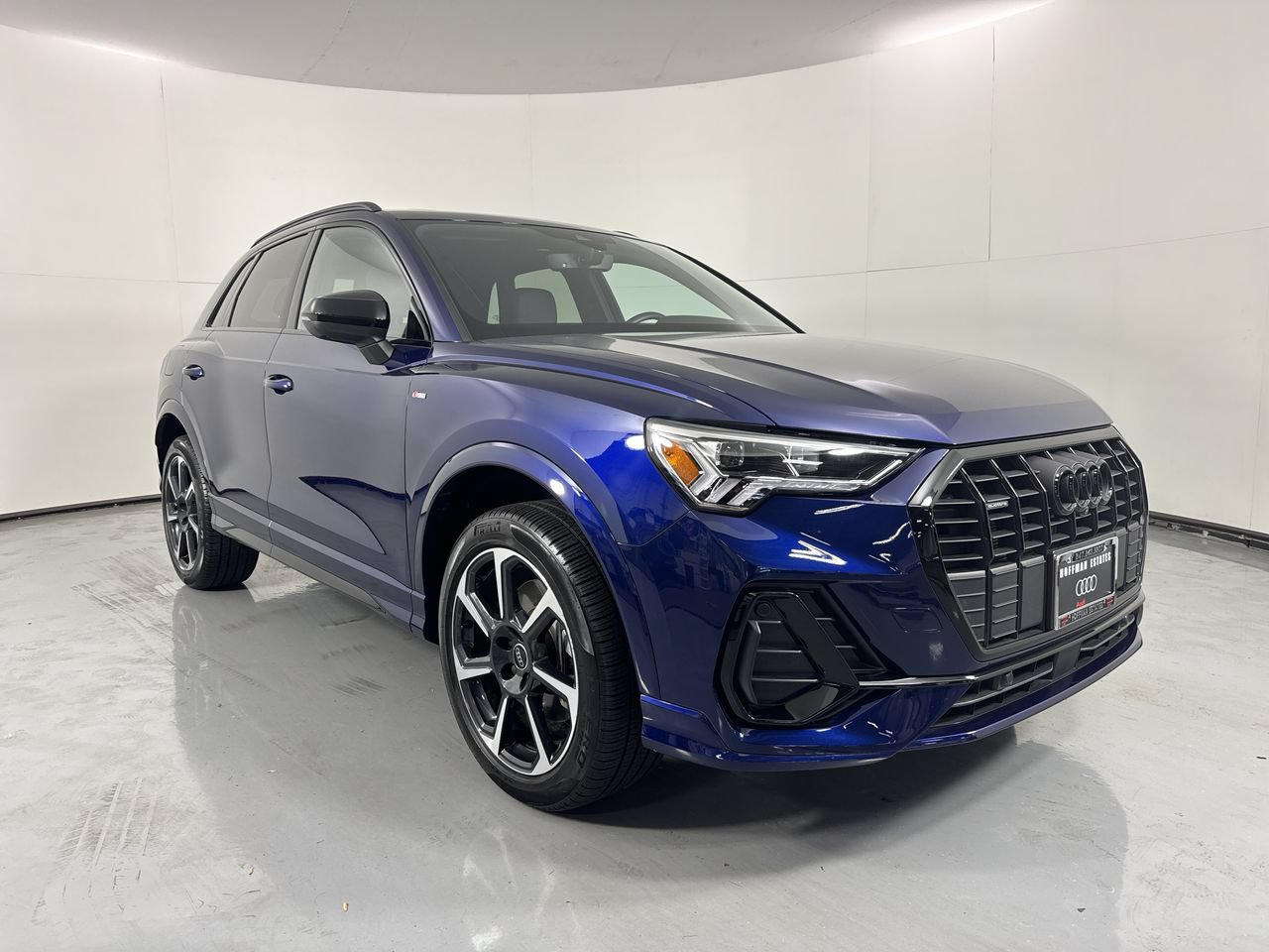 Used 2025 Audi Q3 2.0T Premium Plus w/ Premium Plus Package AWD/4WD image 28
