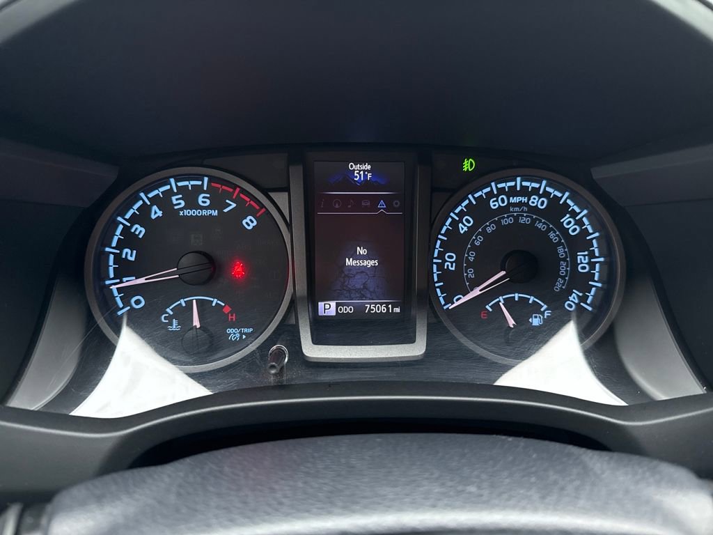 Used 2017 Toyota Tacoma TRD Sport image 23