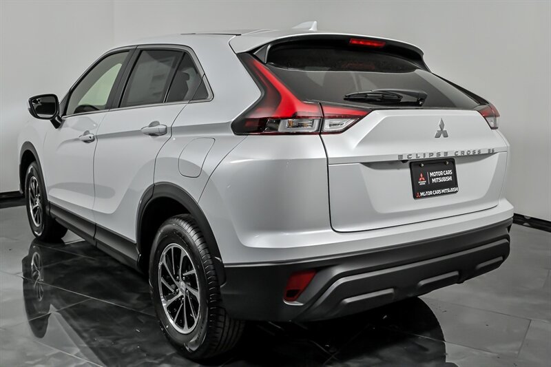 New 2026 Mitsubishi Eclipse Cross ES AWD/4WD image 7