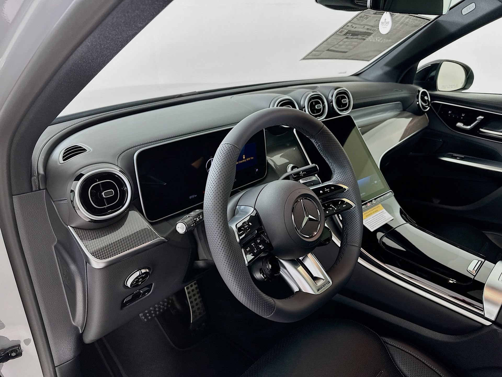 New 2026 Mercedes-Benz GLC 43 AMG 4MATIC image 10