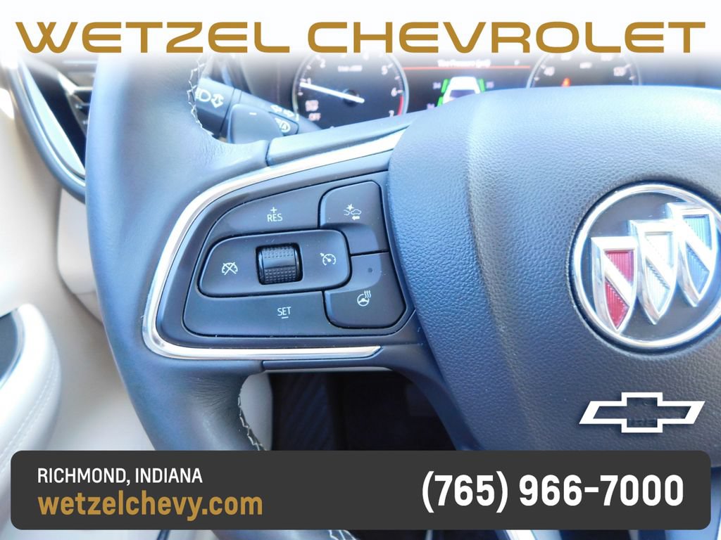 Used 2022 Buick Envision Avenir w/ Technology Package II FWD image 31