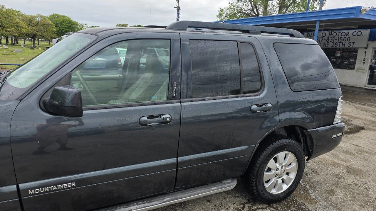 Used 2010 Mercury Mountaineer AWD image 3