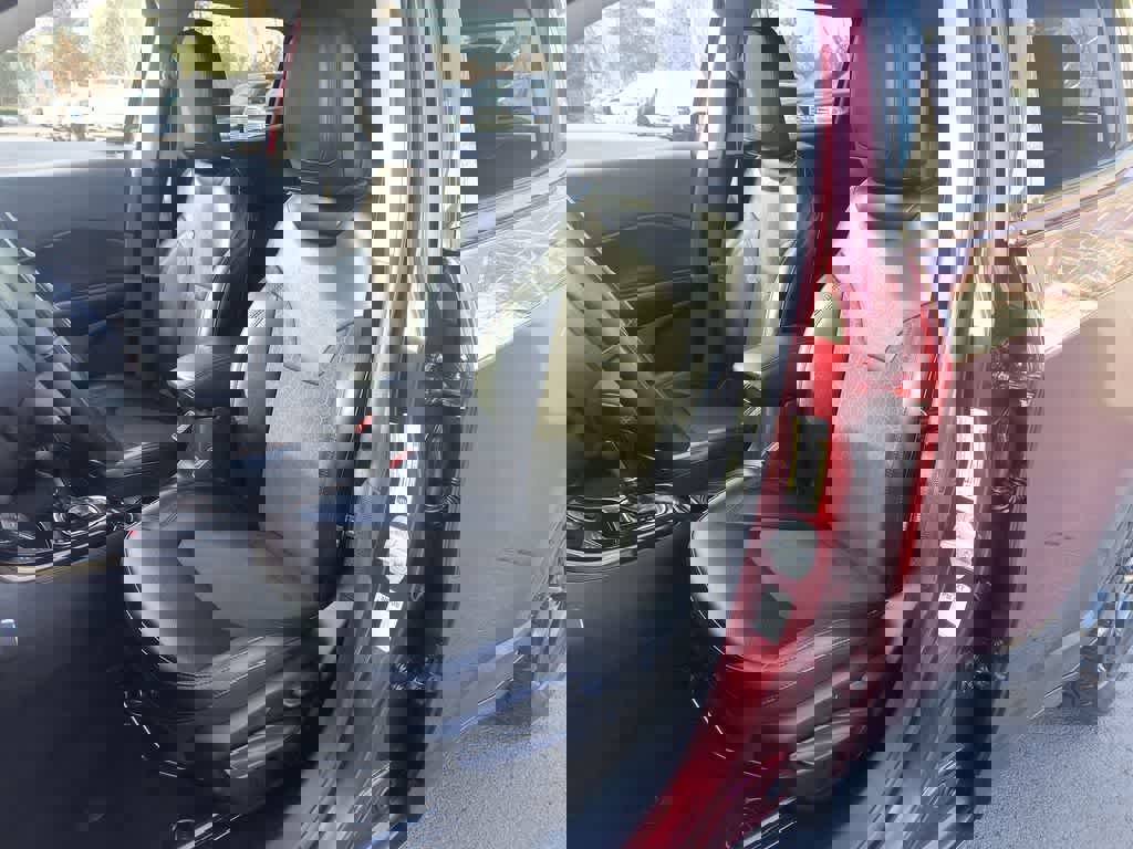 Used 2021 Jeep Compass Latitude image 11