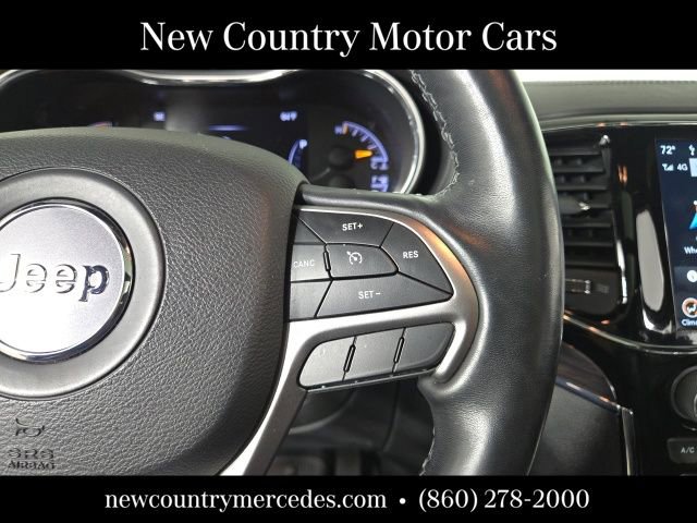 Used 2020 Jeep Grand Cherokee Overland AWD/4WD image 23