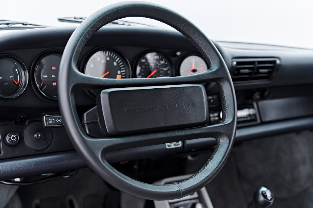 Used 1988 Porsche 911 Carrera RWD image 41