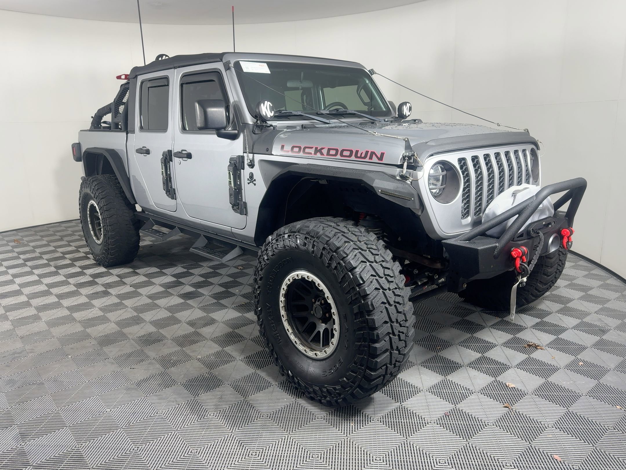 Used 2020 Jeep Gladiator Sport w/ Quick Order Package 24S image 8