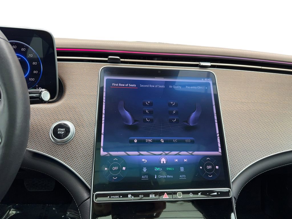 Used 2023 Mercedes-Benz EQE 500 4MATIC Sedan w/ Pinnacle Trim Package image 20