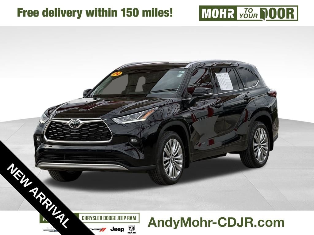 Used 2024 Toyota Highlander Platinum image 3