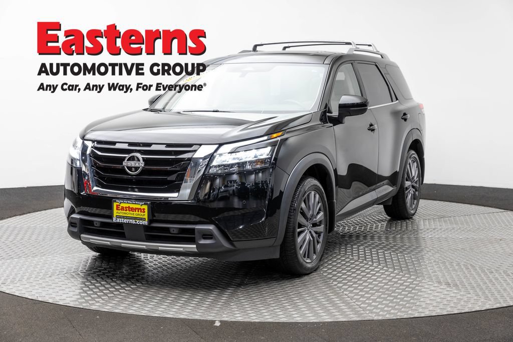 Used 2023 Nissan Pathfinder SL w/ SL Premium Package AWD/4WD image 1