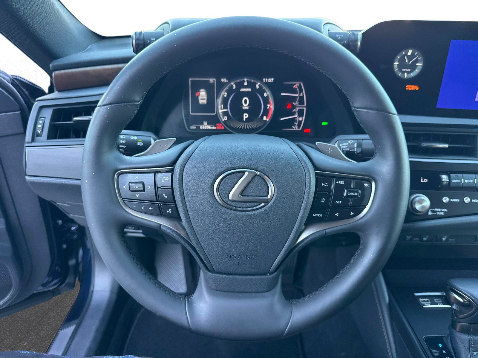 Used 2023 Lexus ES 350 w/ Premium Package FWD image 26