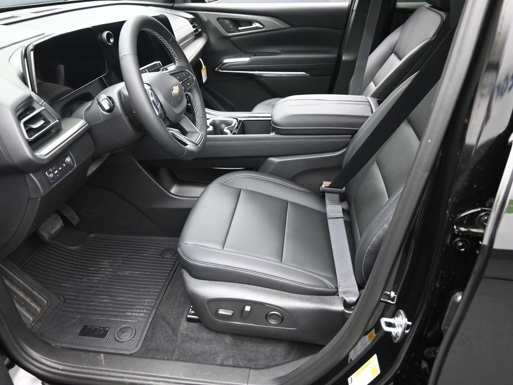 New 2026 Chevrolet Traverse LT image 14