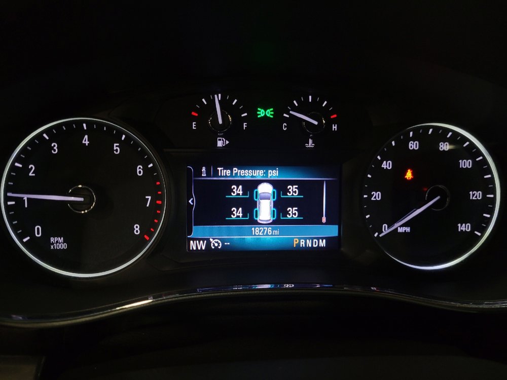 Used 2022 Buick Encore Preferred w/ Safety Package image 23