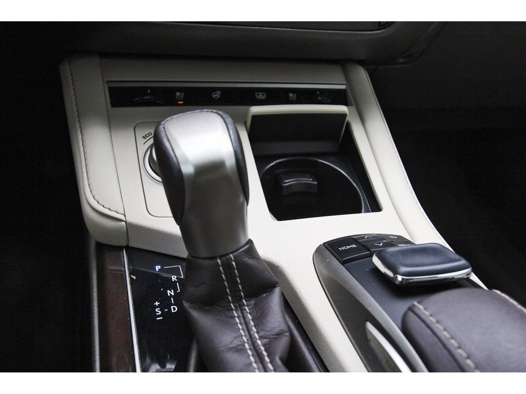 Used 2017 Lexus ES 350 w/ Luxury Package FWD image 24