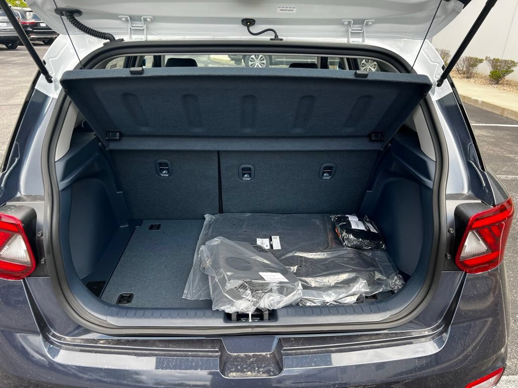 New 2026 Hyundai Venue SEL FWD image 10
