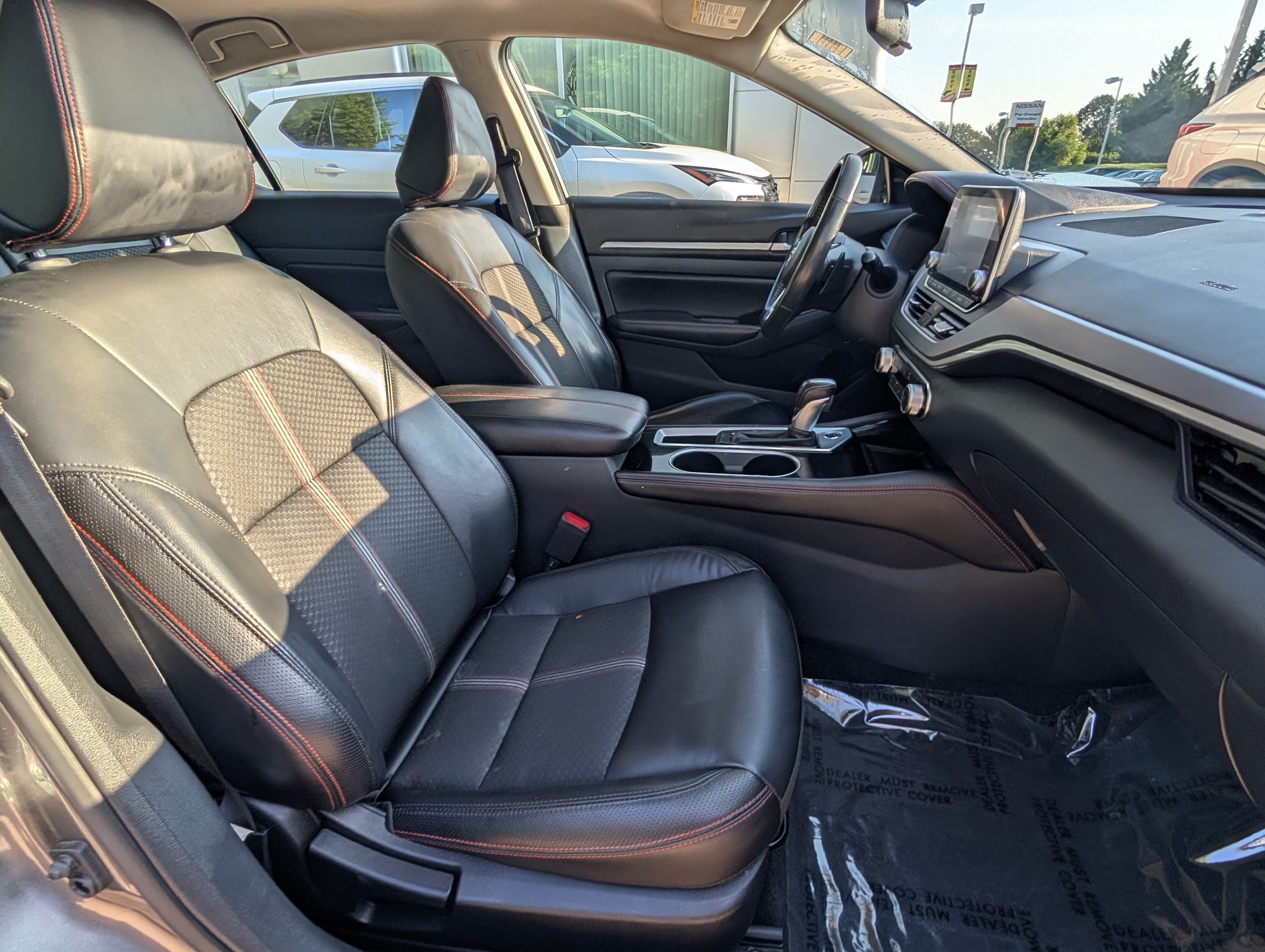 Used 2024 Nissan Altima 2.5 SR FWD image 12
