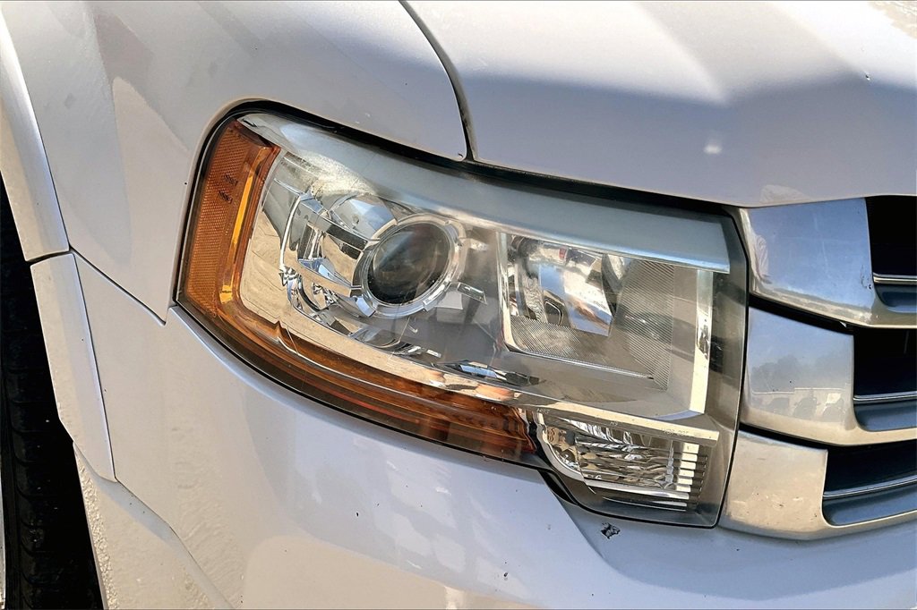 Used 2016 Ford Expedition Platinum image 29