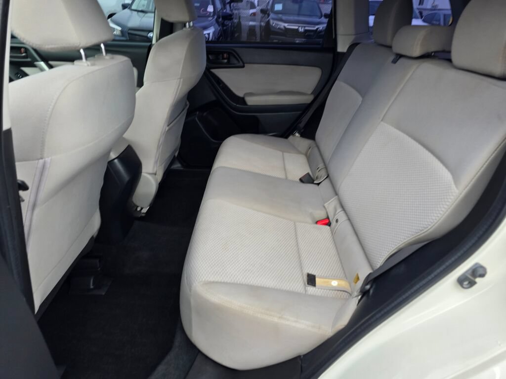 Used 2016 Subaru Forester 2.5i AWD/4WD image 15