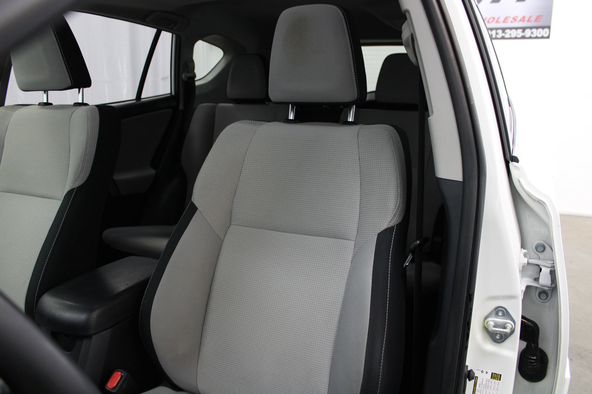 Used 2017 Toyota RAV4 XLE w/ Plus Special Value Package image 17