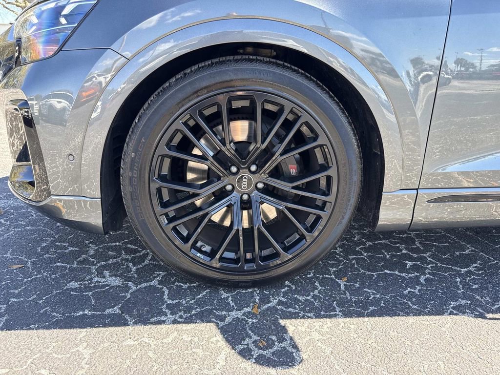 Used 2025 Audi SQ8 Prestige image 10