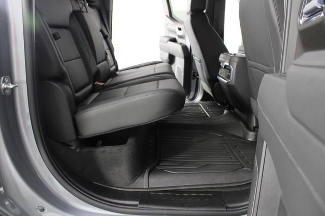 New 2026 GMC Sierra 1500 SLT image 22