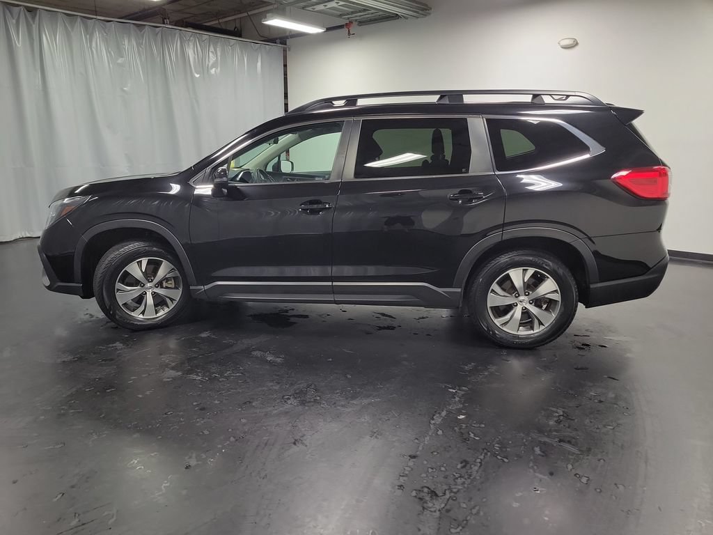 Used 2023 Subaru Ascent Premium AWD/4WD image 5