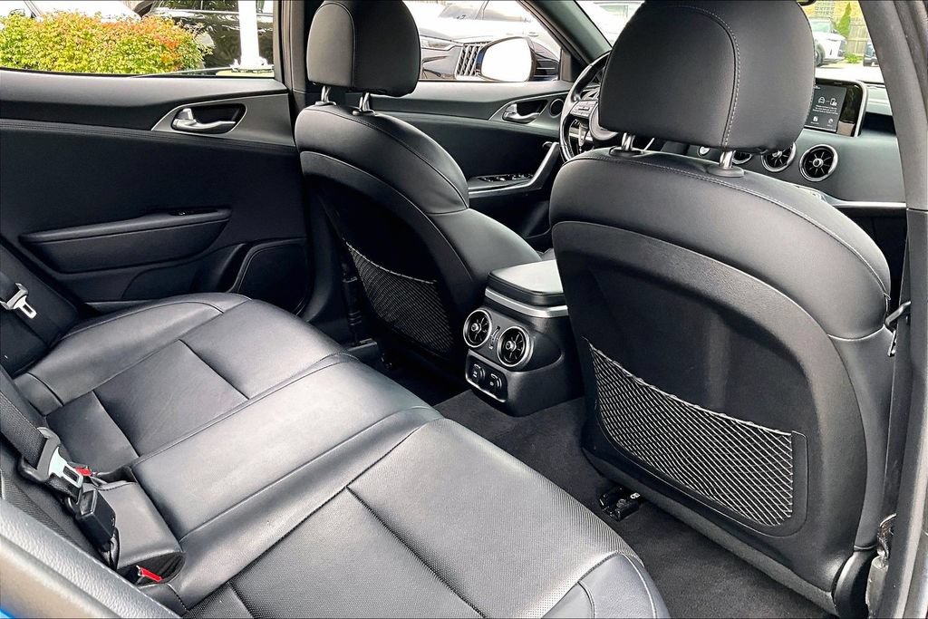 Used 2018 Kia Stinger GT AWD/4WD image 27