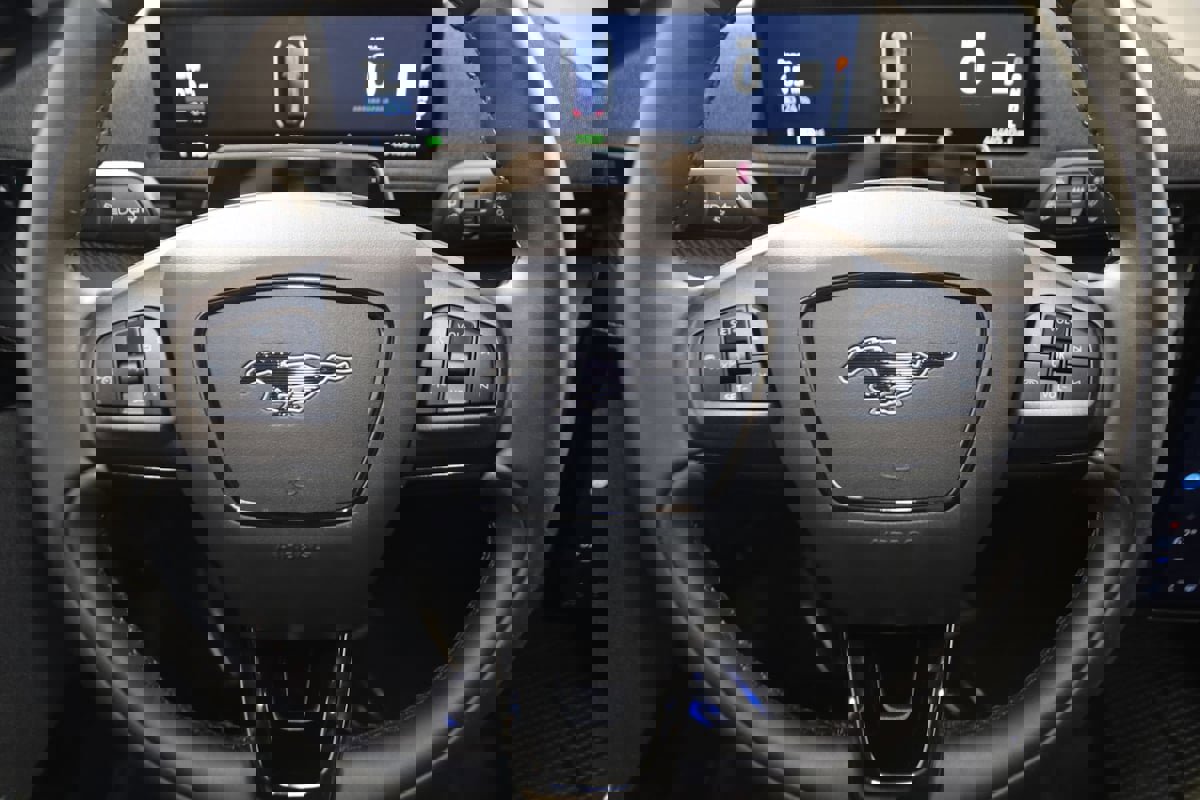 Used 2021 Ford Mustang Mach-E Premium image 41