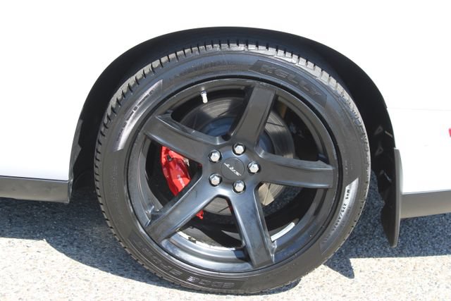 Used 2018 Dodge Challenger SRT w/ Technology Group RWD image 7