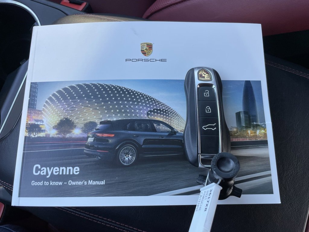 Used 2021 Porsche Cayenne Base image 52
