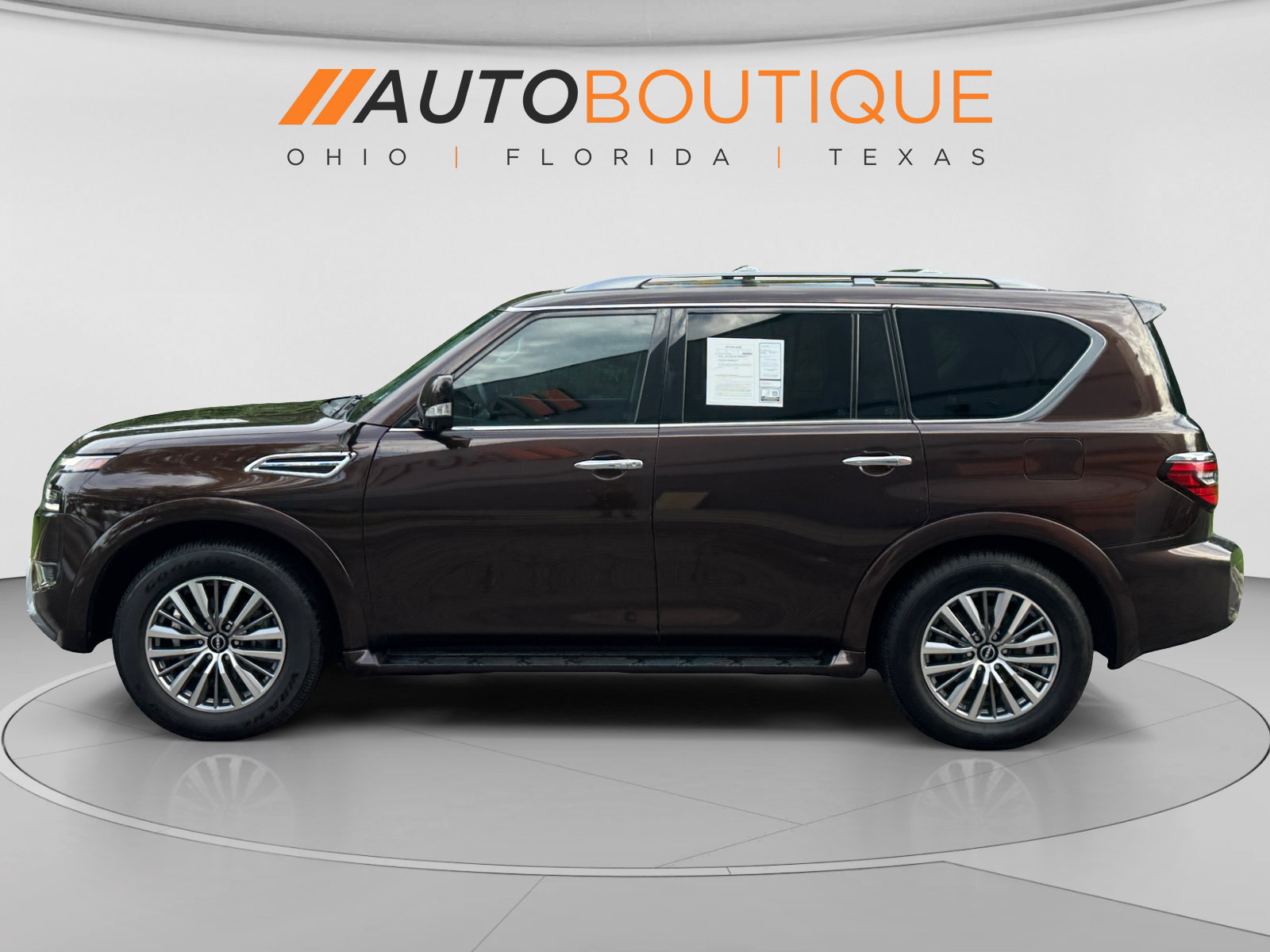 Used 2022 Nissan Armada SL w/ Captain's Chairs Package RWD image 2